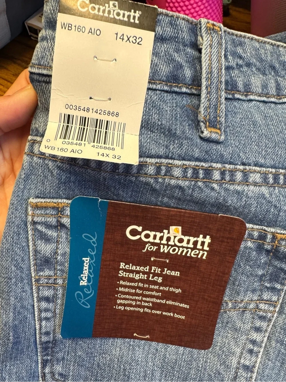 NWT Women’s  Carhartt Relaxed Fit Straight Leg Jeans SZ 14/32